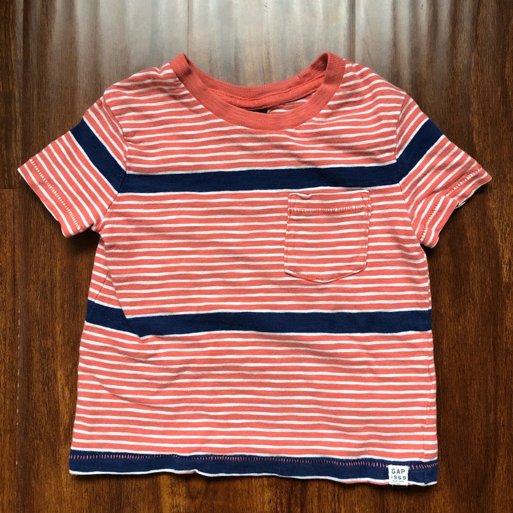 baby GAP tee